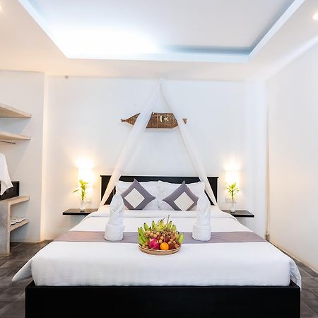 Ashia Hotel & Lounge Siem Reap Bagian luar foto