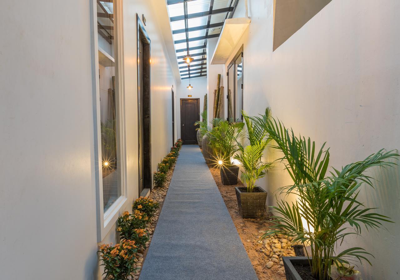 Ashia Hotel & Lounge Siem Reap Bagian luar foto