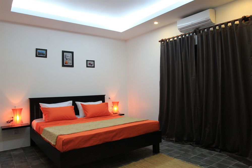 Ashia Hotel & Lounge Siem Reap Bagian luar foto