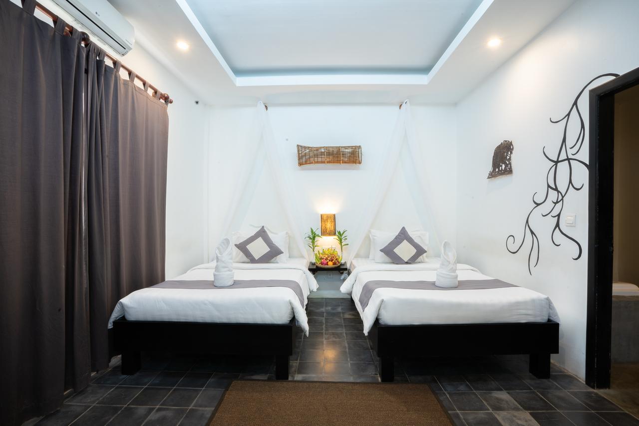 Ashia Hotel & Lounge Siem Reap Bagian luar foto