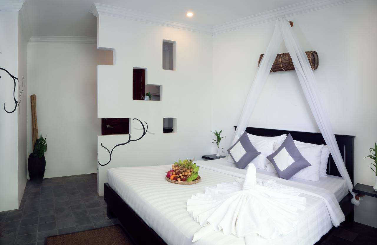 Ashia Hotel & Lounge Siem Reap Bagian luar foto
